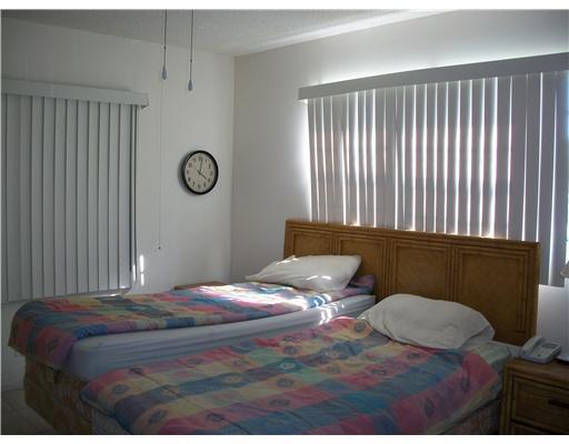 154 Dorset D, Unit 154 Boca Raton, FL 33434 - Photo 4 of 6 Additional Photo