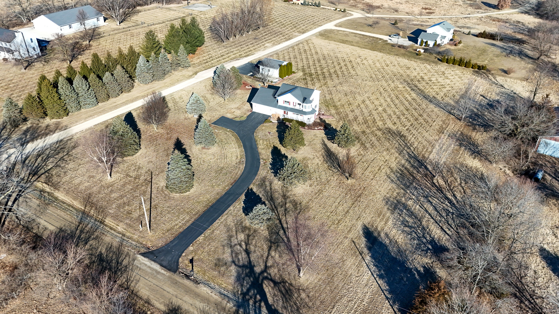 376 Kilgore Road Dixon, IL 61021 - Photo 2 of 42