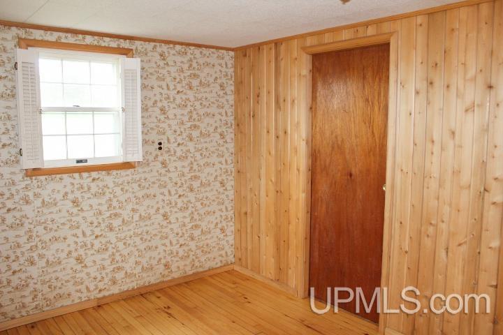 9830 Walstroms Road Republic, MI 49879 - Photo 10 of 22 Gallery Image 10