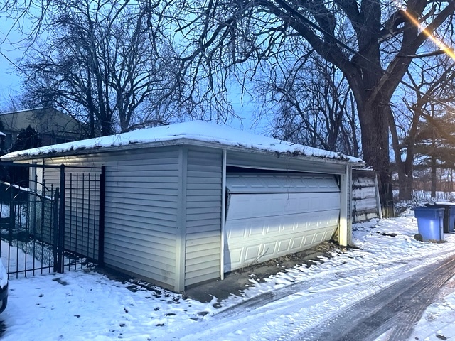 1115 West 110th Street Chicago, IL 60643 - Photo 2 of 5 a view of a house with a yard