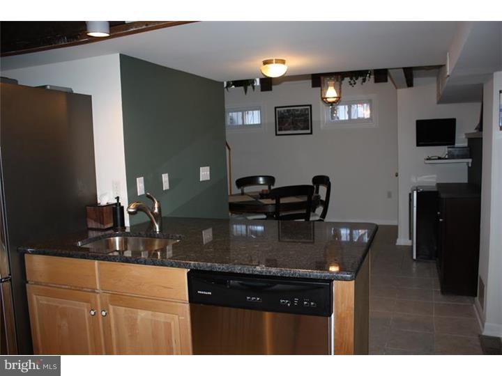 1700 Addison Street Philadelphia, PA 19146 - Photo 12 of 25 Kitchen