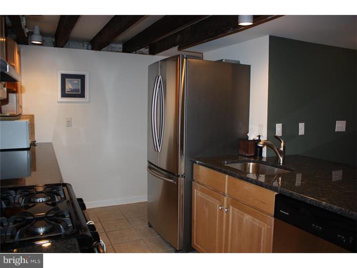 1700 Addison Street Philadelphia, PA 19146 - Photo 10 of 25 Kitchen