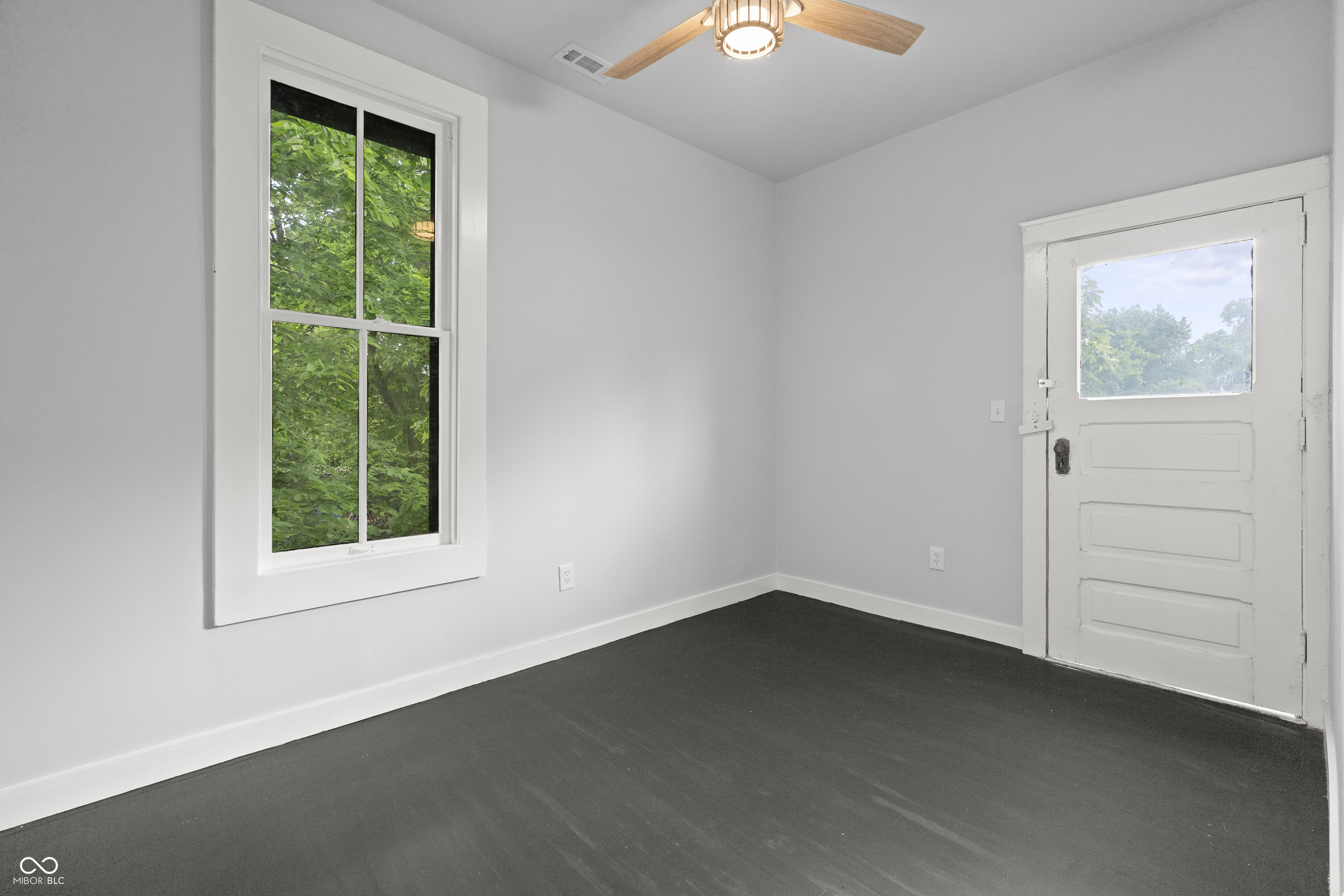 59 North Audubon Road Indianapolis, IN 46219 - Photo 12 of 39