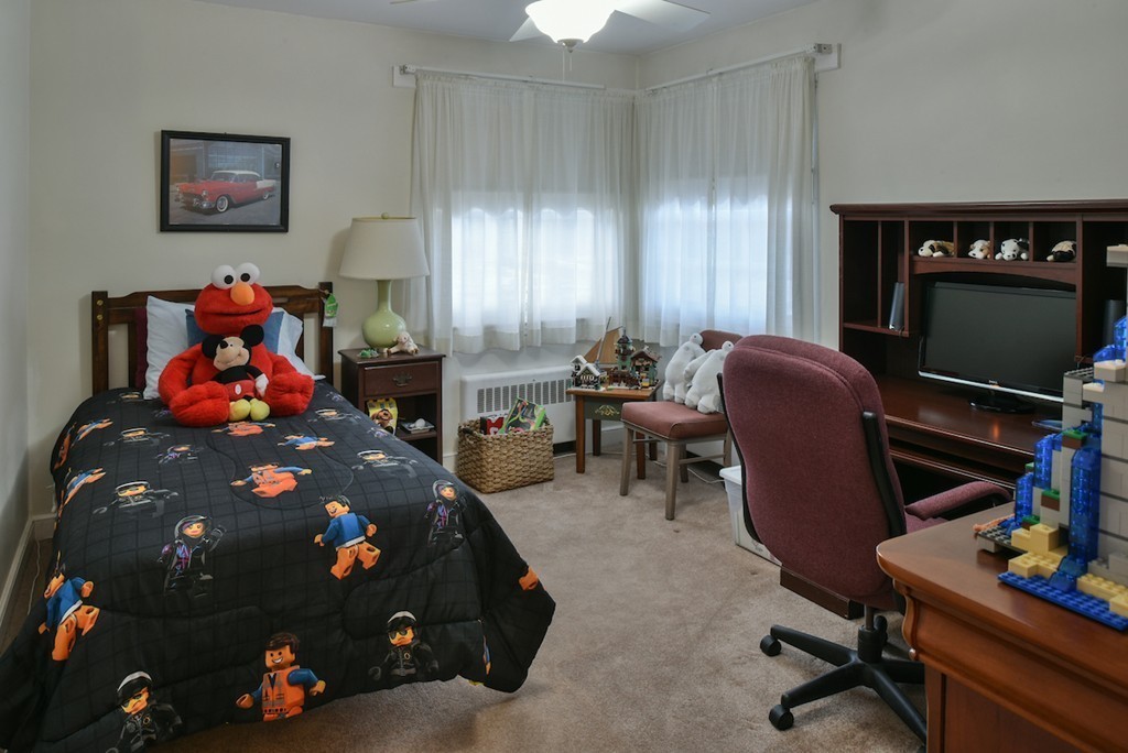 110 Stanley Road Swampscott, MA 01907 - Photo 17 of 27 Gallery Image 17