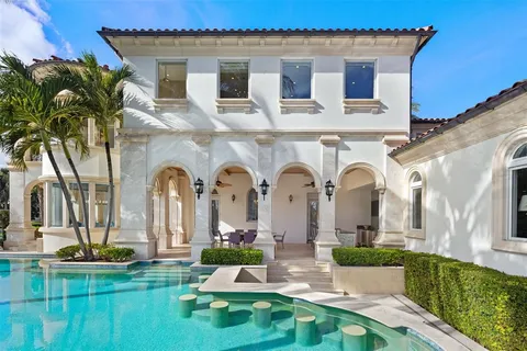 $30,000,000 | 2716 Aqua Vista Boulevard, Fort Lauderdale, FL 33301