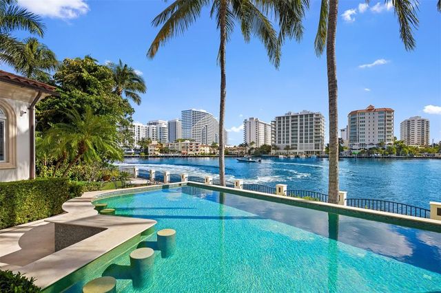 $30,000,000 | 2716 Aqua Vista Boulevard, Fort Lauderdale, FL 33301