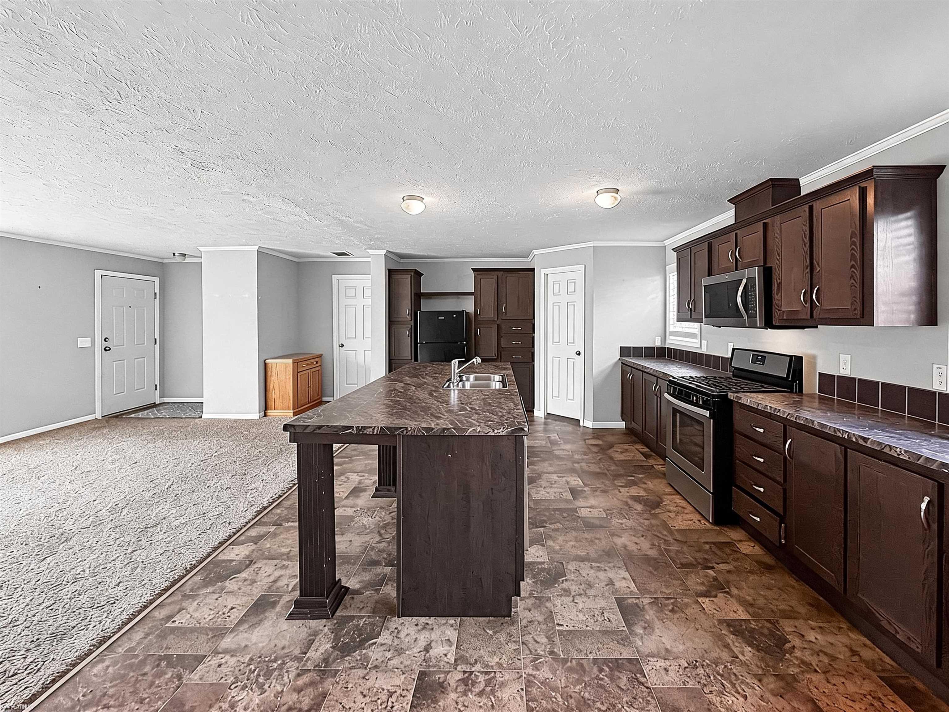45545 Labelle Drive Macomb, MI 48044 - Photo 8 of 25 50214450-5d907c37-8f3c-4f05-ac6d-9979e69213a2.JPG
