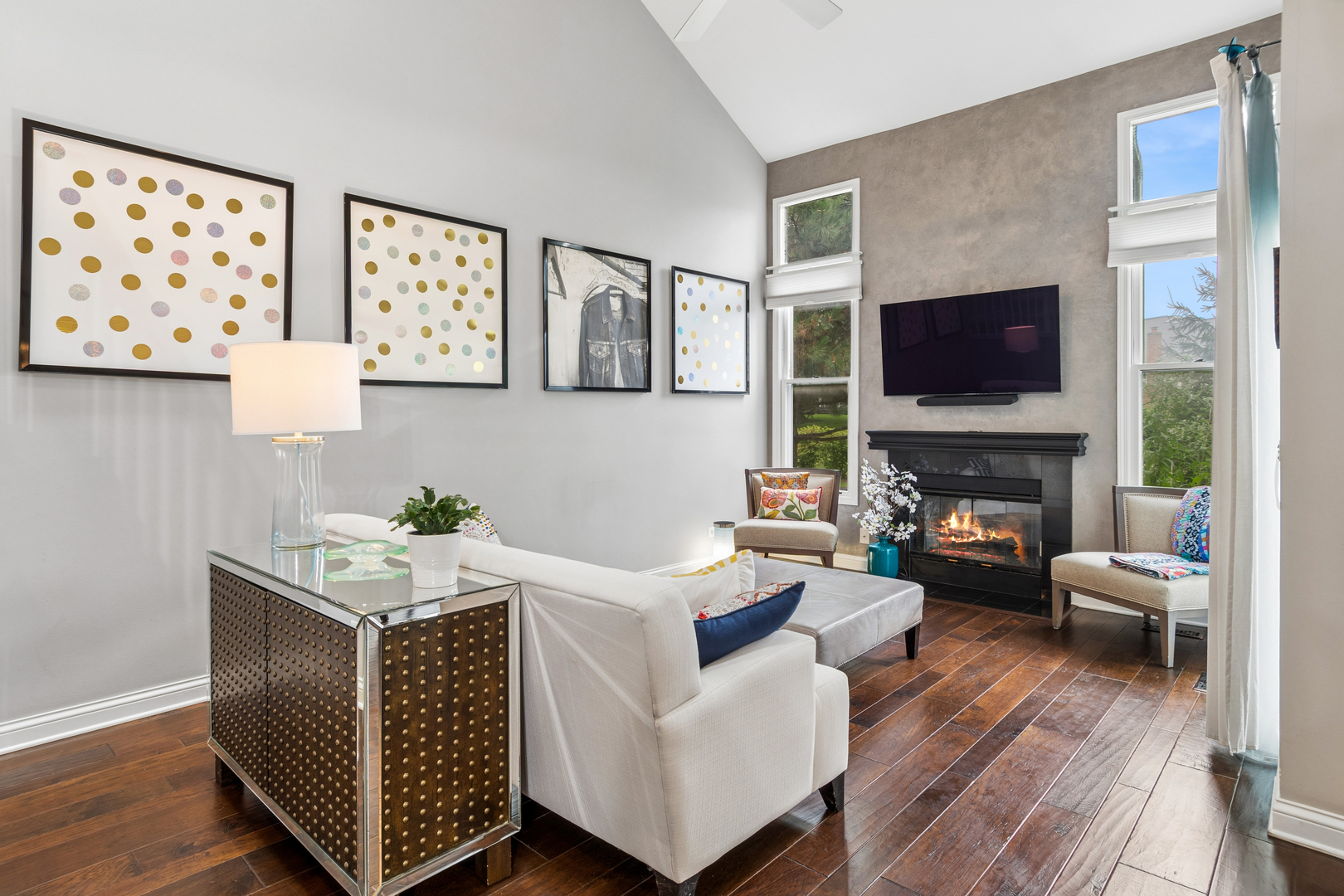 1211 Rhodes Lane Naperville, IL 60540 - Photo 6 of 28 Gallery Image 6