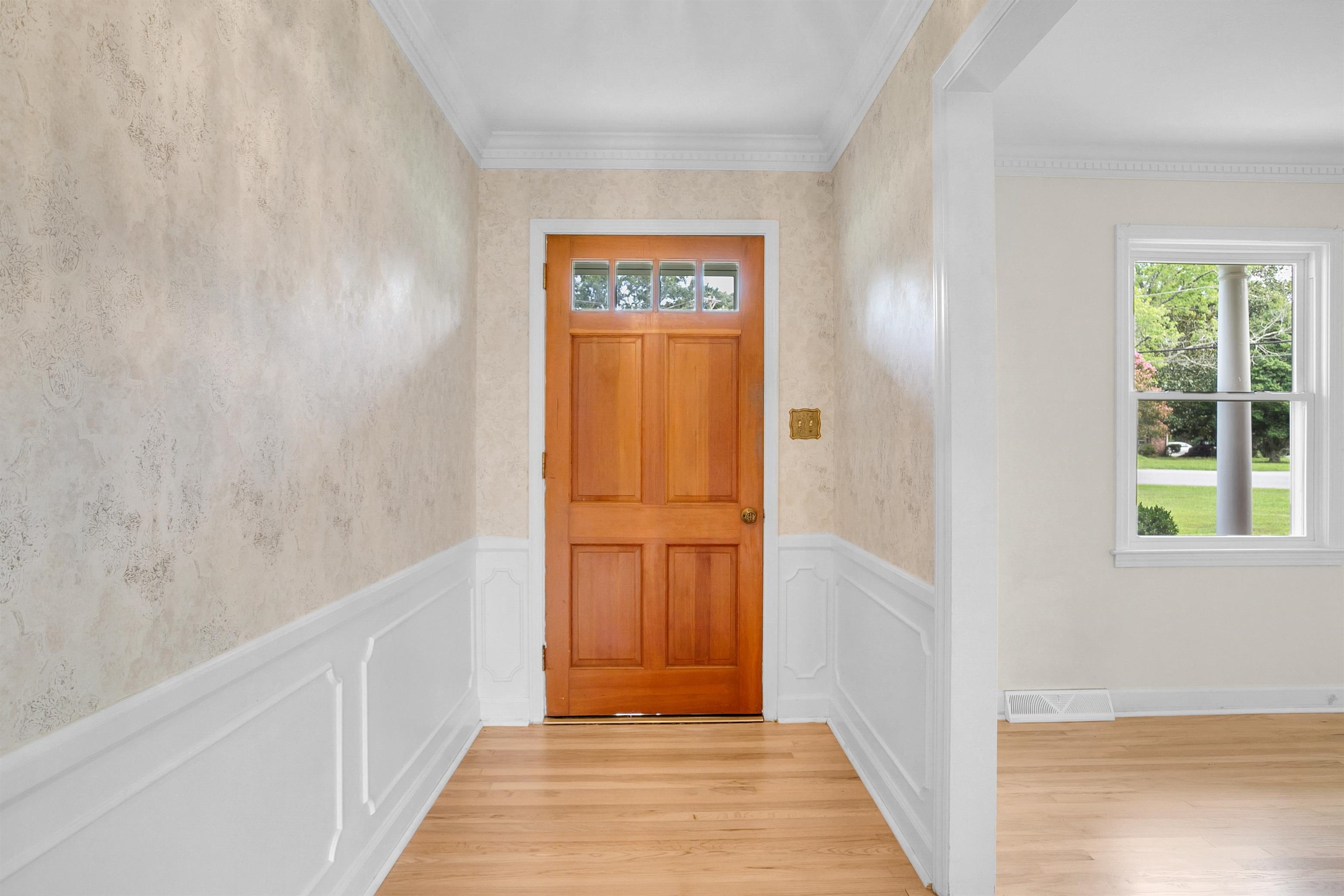 1 Vine Hill Road Greenville, SC 29607 - Photo 4 of 45 Gallery Image 4
