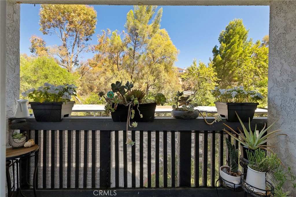 3604 West Estates Lane, Unit 114 Rolling Hills Estates, CA 90274 - Photo 25 of 59 a view of a balcony