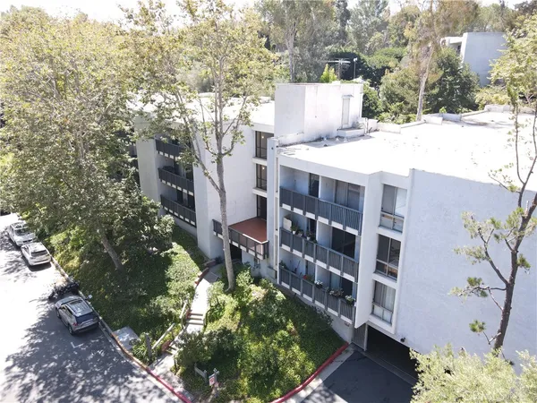 $370,000 | 3604 West Estates Lane, Unit 114, Rolling Hills Estates, CA 90274
