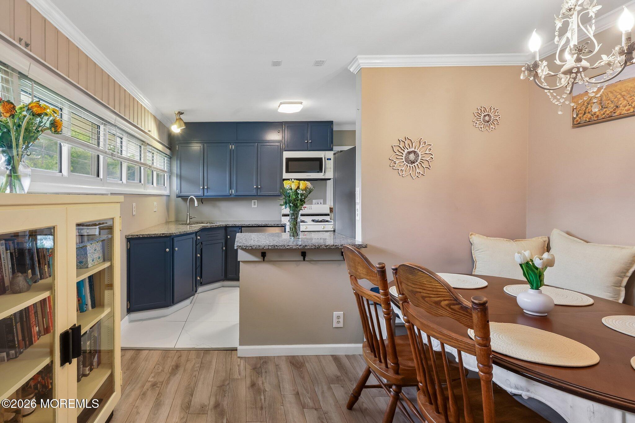 212 Princeton Road Parlin, NJ 08859 - Photo 3 of 22 019