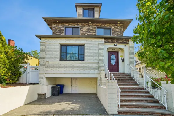 $3,500 | 416 74th Street, Unit 2, North Bergen, NJ 07047