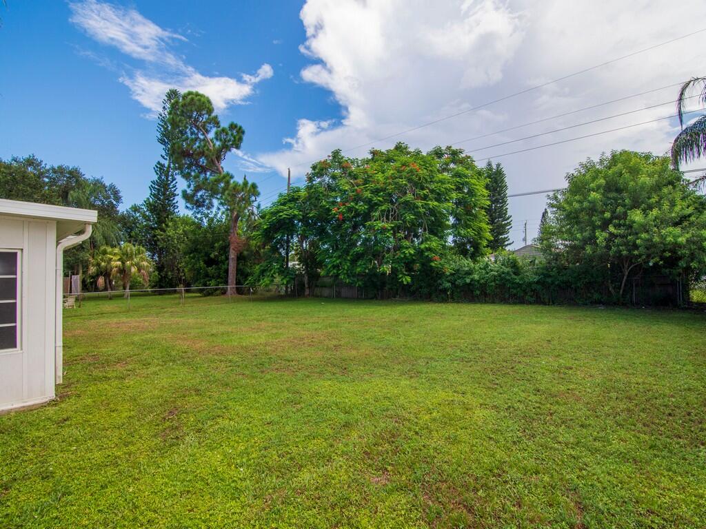 226 Southwest Reynolds Avenue Port St. Lucie, FL 34983 - Photo 27 of 32 ImageREsize00003