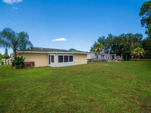 $2,000 | 226 Southwest Reynolds Avenue, Port St. Lucie, FL 34983