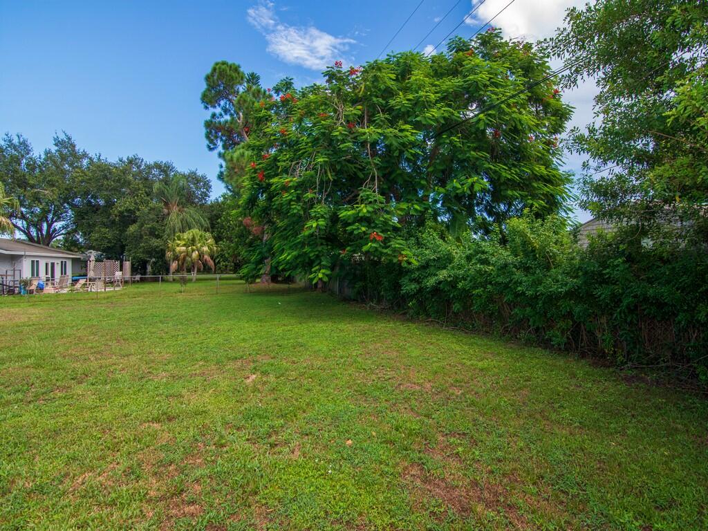 226 Southwest Reynolds Avenue Port St. Lucie, FL 34983 - Photo 29 of 32 ImageREsize00005