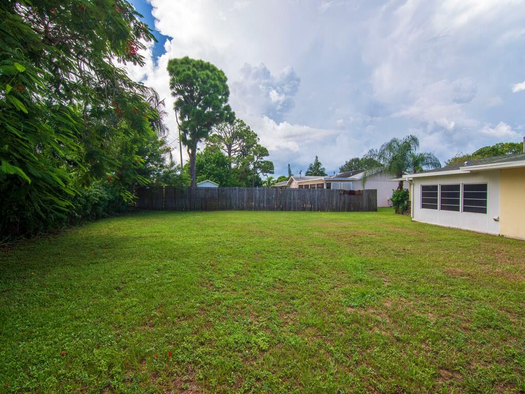 226 Southwest Reynolds Avenue Port St. Lucie, FL 34983 - Photo 31 of 32 ImageREsize00009
