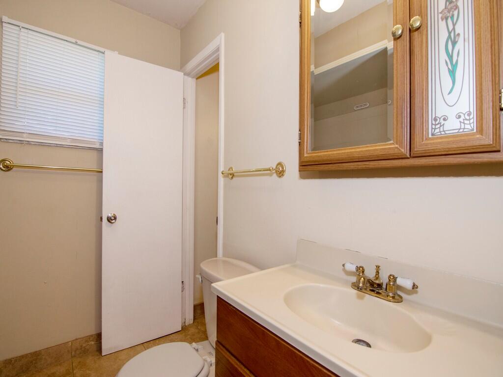 226 Southwest Reynolds Avenue Port St. Lucie, FL 34983 - Photo 9 of 32 ImageREsize00027