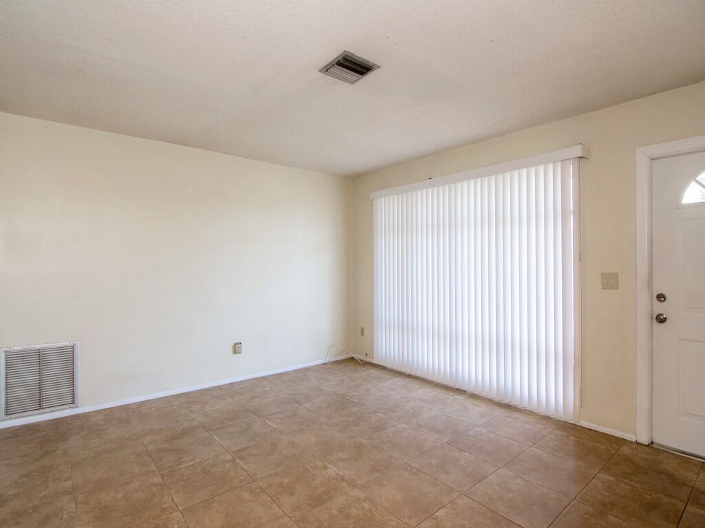 226 Southwest Reynolds Avenue Port St. Lucie, FL 34983 - Photo 10 of 32 ImageREsize00012