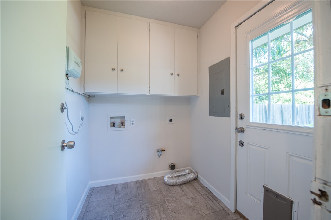2902 Silverleaf Drive Austin, TX 78757 - Photo 23 of 30