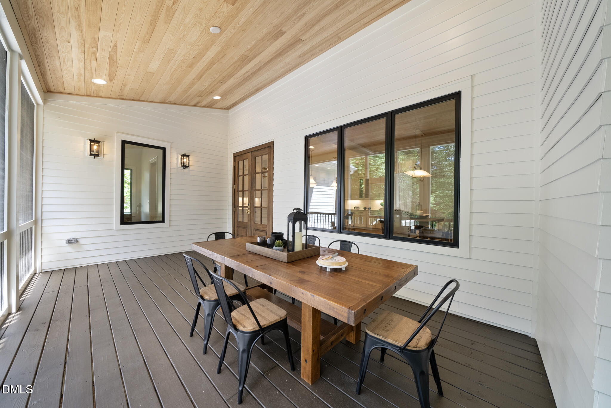 1609 Ridge Road Raleigh, NC 27607 - Photo 47 of 62 a dining room with furniture and wooden floor