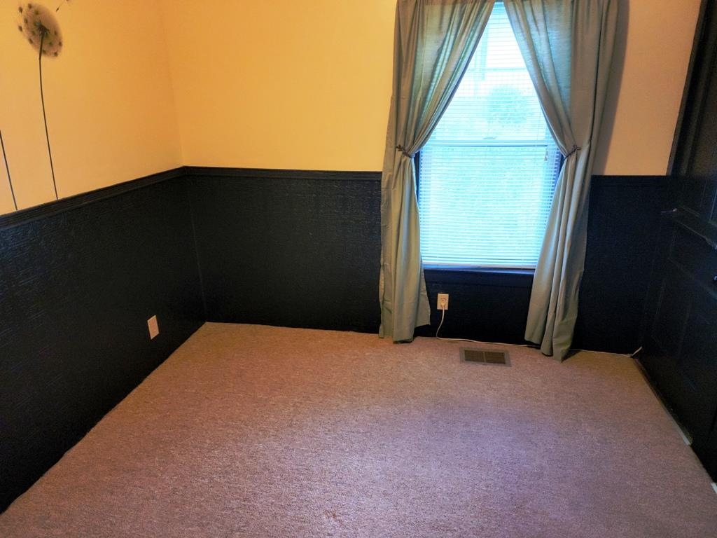 100 Maple Avenue Barre, VT 05641 - Photo 13 of 30