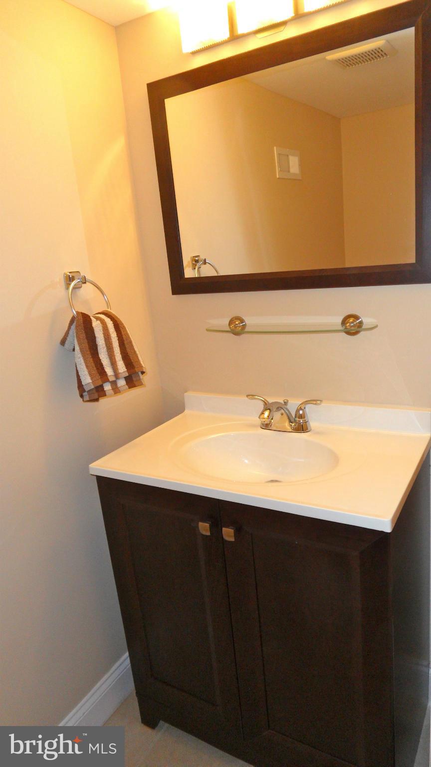 3606 Langrehr Road Baltimore, MD 21244 - Photo 16 of 30 Bath