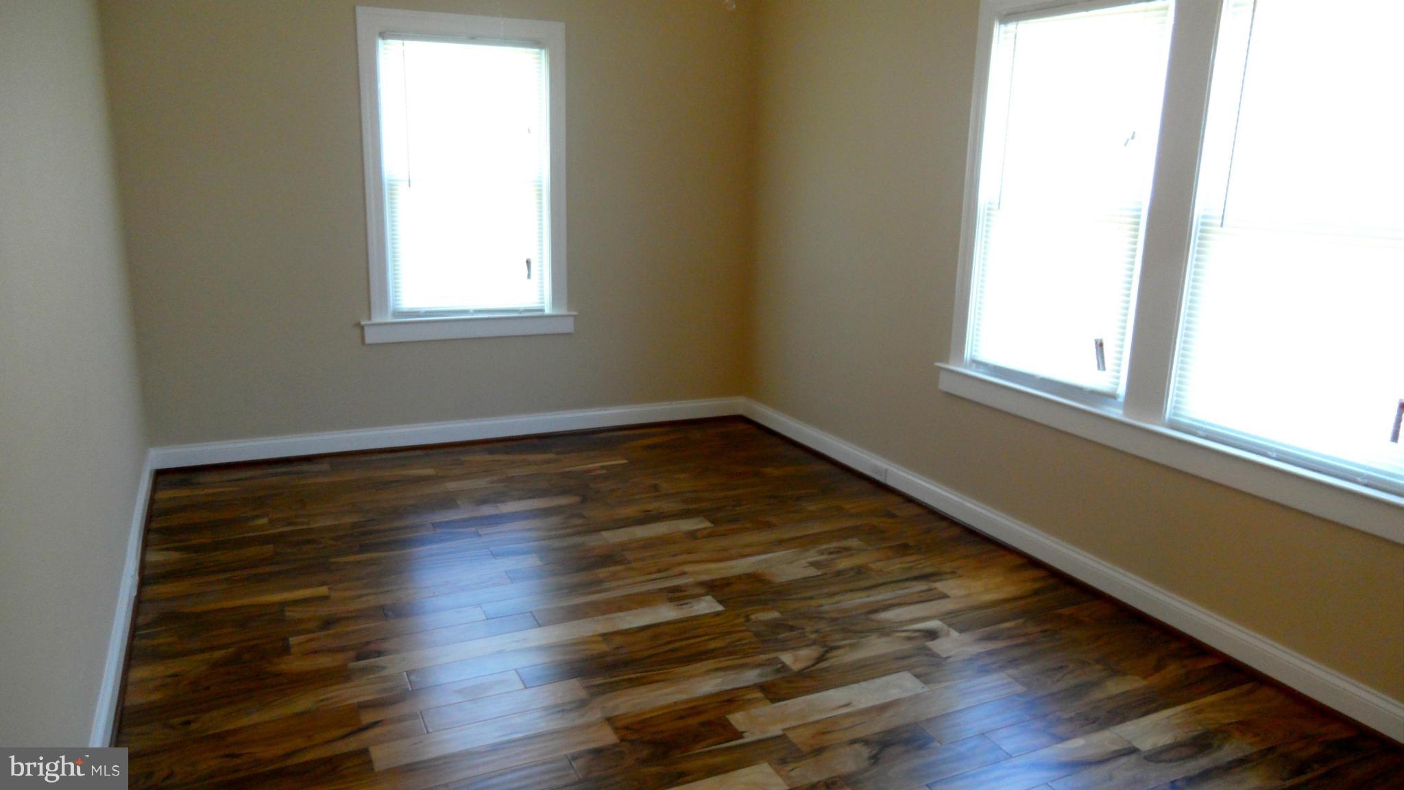 3606 Langrehr Road Baltimore, MD 21244 - Photo 3 of 30 Living Room