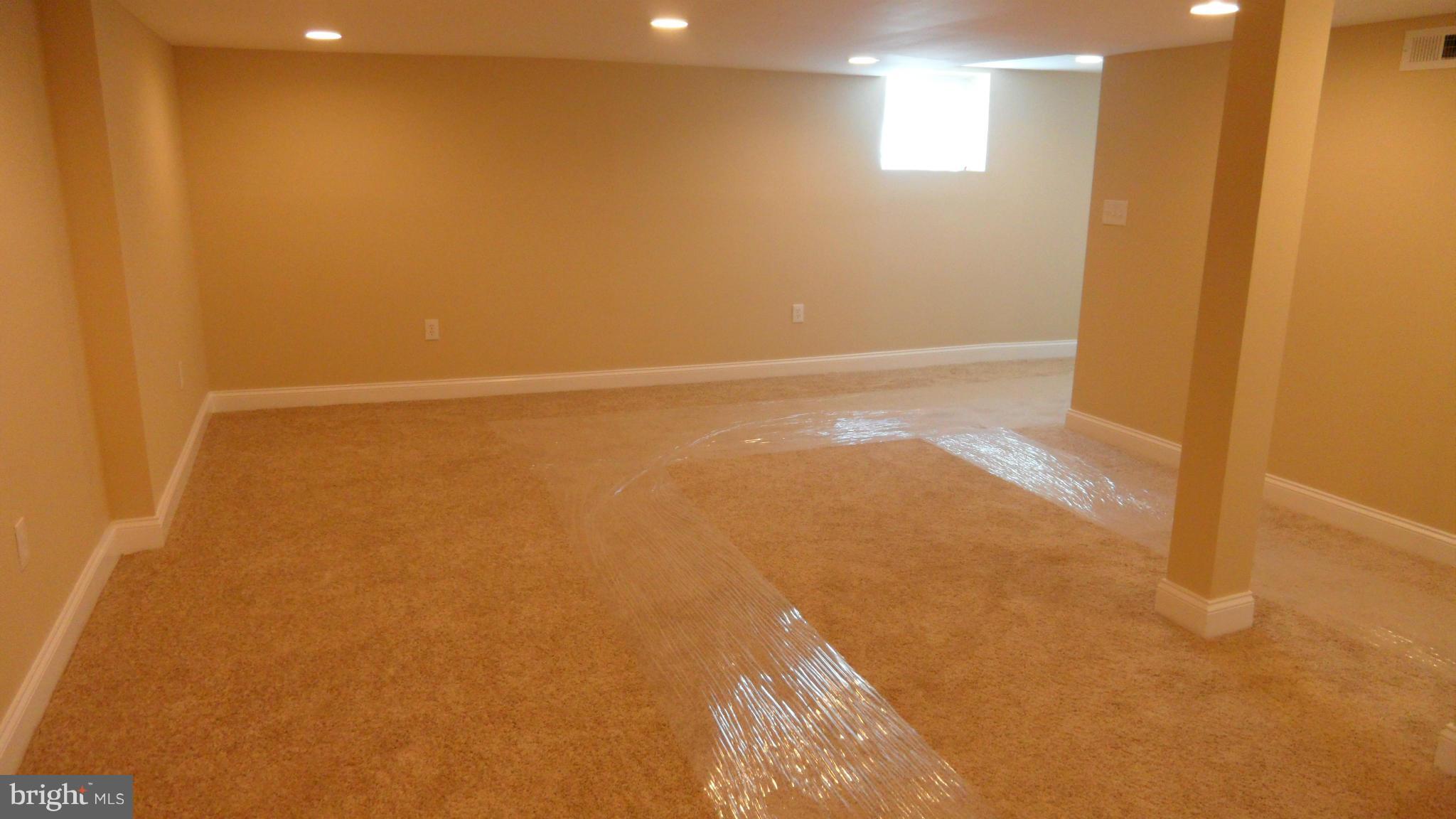 3606 Langrehr Road Baltimore, MD 21244 - Photo 21 of 30 Family Room