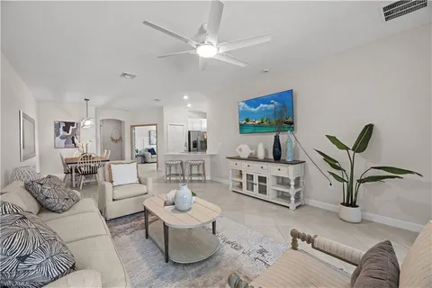 $274,999 | 9051 Leatherwood Loop, Lehigh Acres, FL 33936