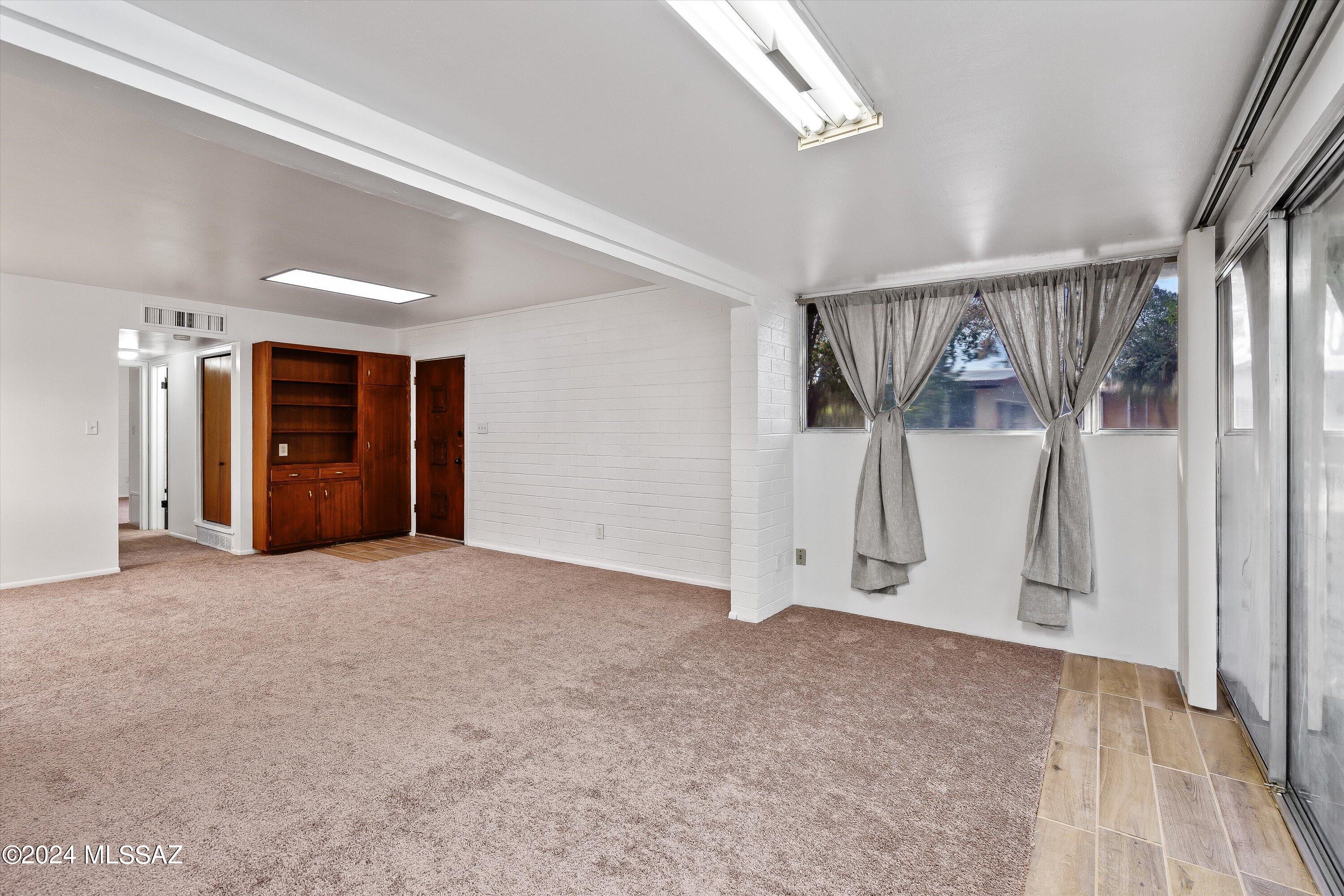 1002 South Kolb Road, Unit 23 Tucson, AZ 85710 - Photo 9 of 25 Gallery Image 9