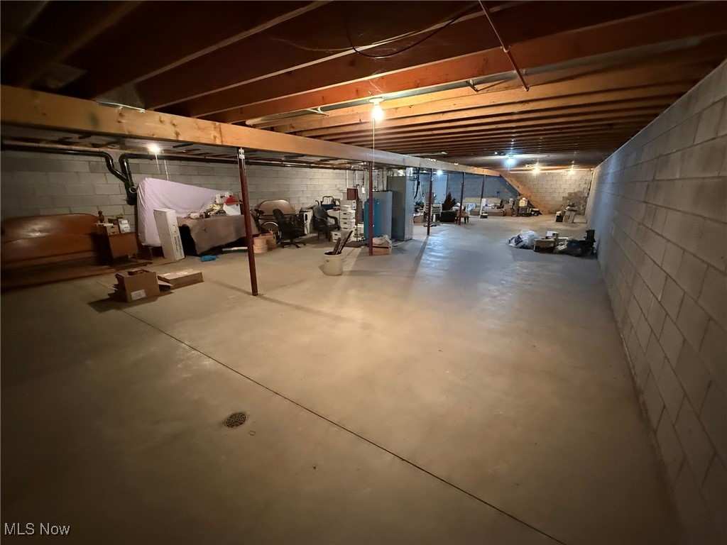 6920 Riverside Road Southeast Gnadenhutten, OH 44629 - Photo 24 of 41 View of unfinished basement
