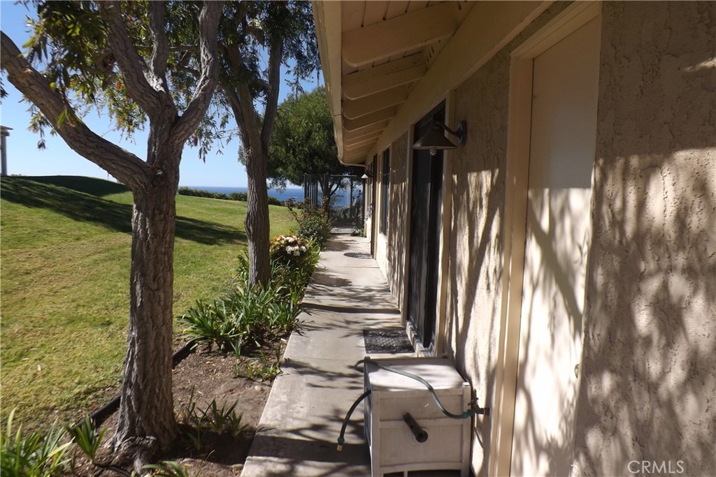 130 Avenida Adobe San Clemente, CA 92672 - Photo 2 of 26