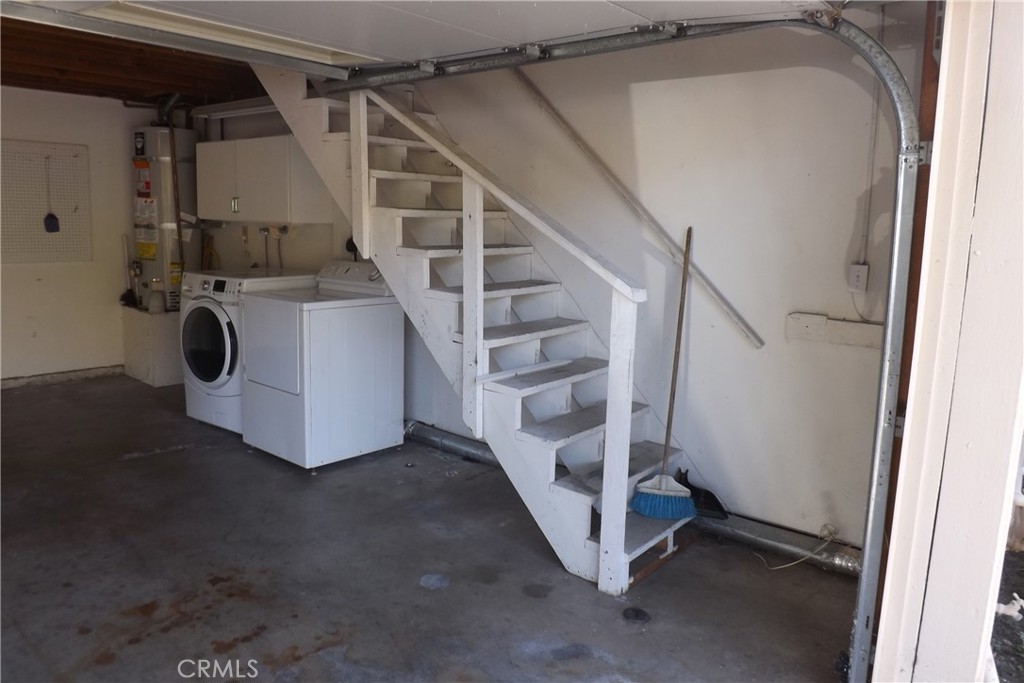 130 Avenida Adobe San Clemente, CA 92672 - Photo 25 of 26 a view of a hallway with staircase
