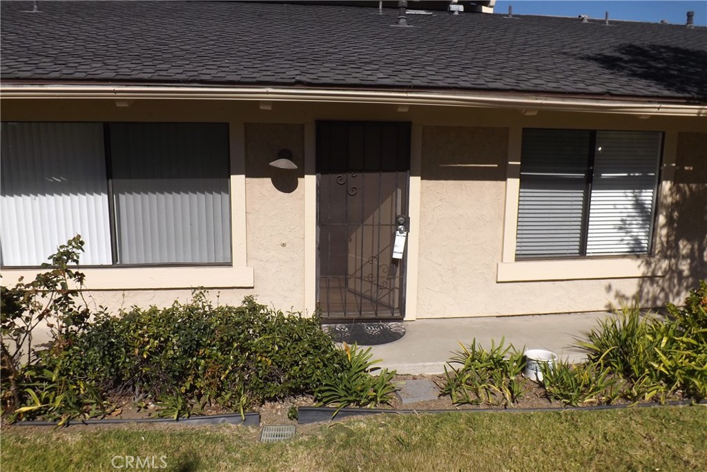 130 Avenida Adobe San Clemente, CA 92672 - Photo 3 of 26 a front view of a house