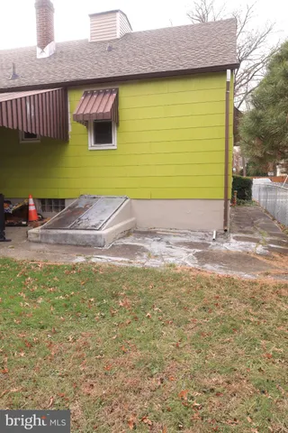 a view of outdoor space