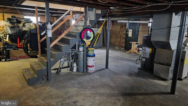 $285,000 | 130 Parker Avenue, Oaklyn, NJ 08107