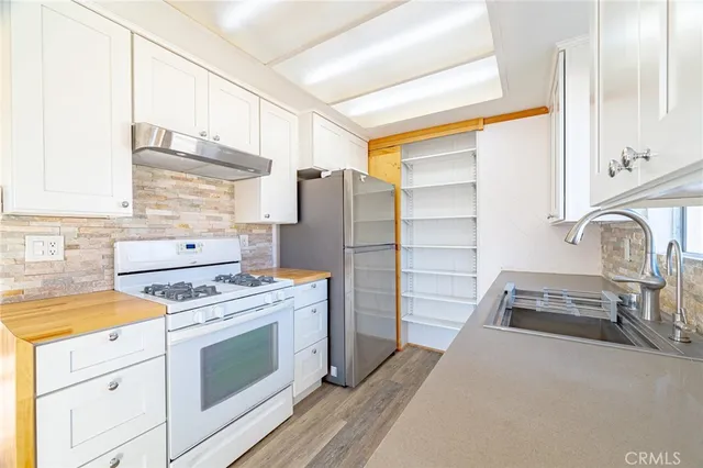 $2,900 | 1454 Countrywood Avenue, Unit 13, Hacienda Heights, CA 91745