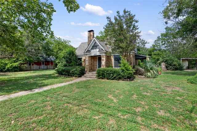 $315,000 | 555 Hopewell Road, Bertram, TX 78605