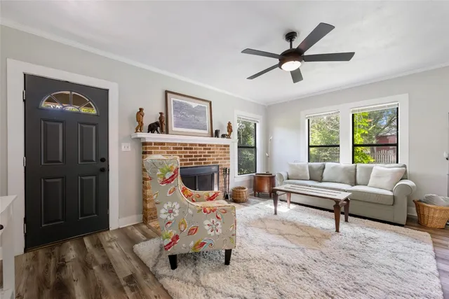 $315,000 | 555 Hopewell Road, Bertram, TX 78605