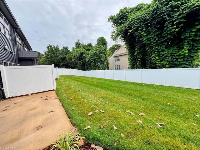 $2,875 | 252 Lewisville Clemmons Road, Lewisville, NC 27023