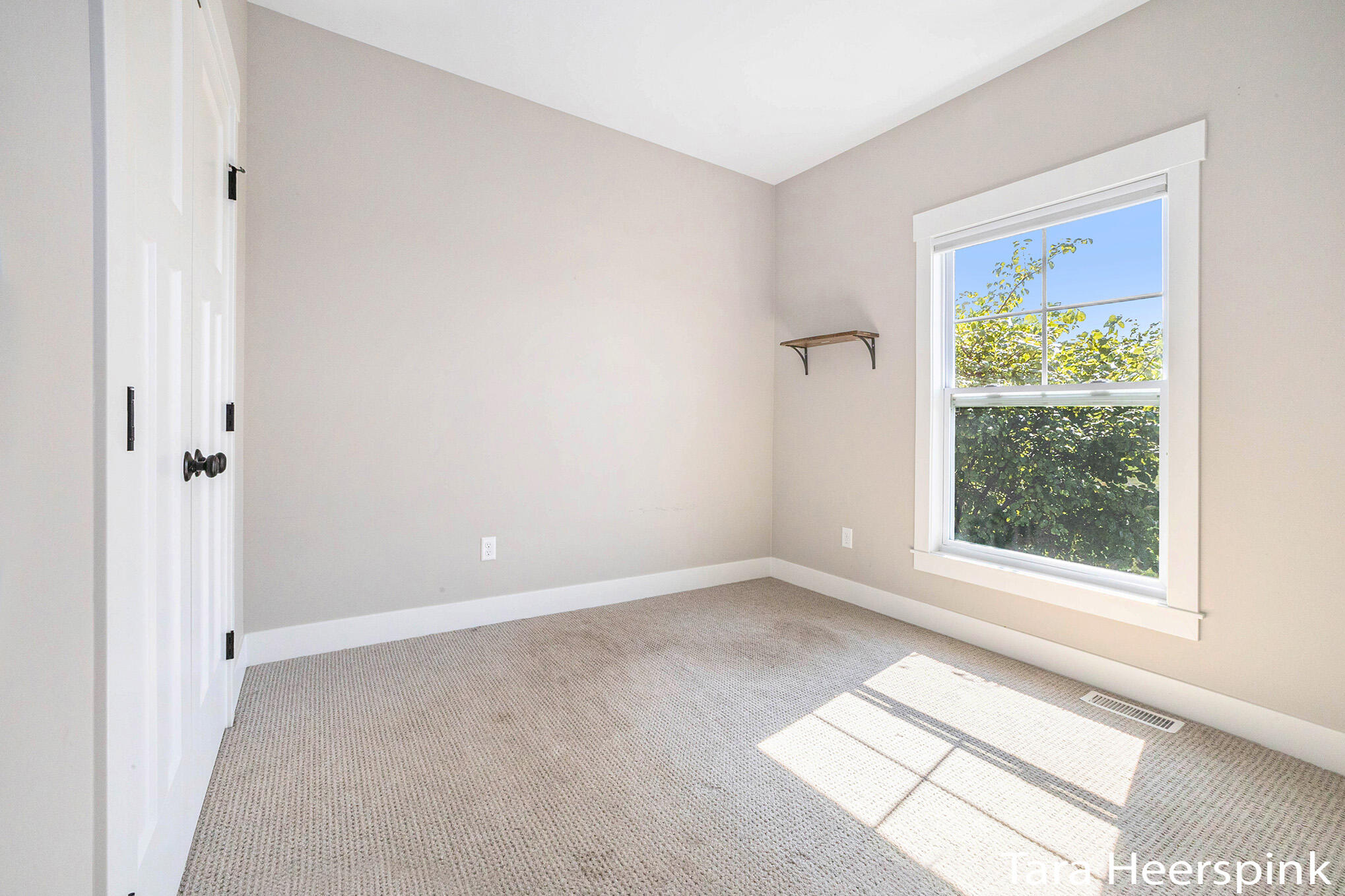 1649 Byron Road Hudsonville, MI 49426 - Photo 15 of 27 IMG_8559