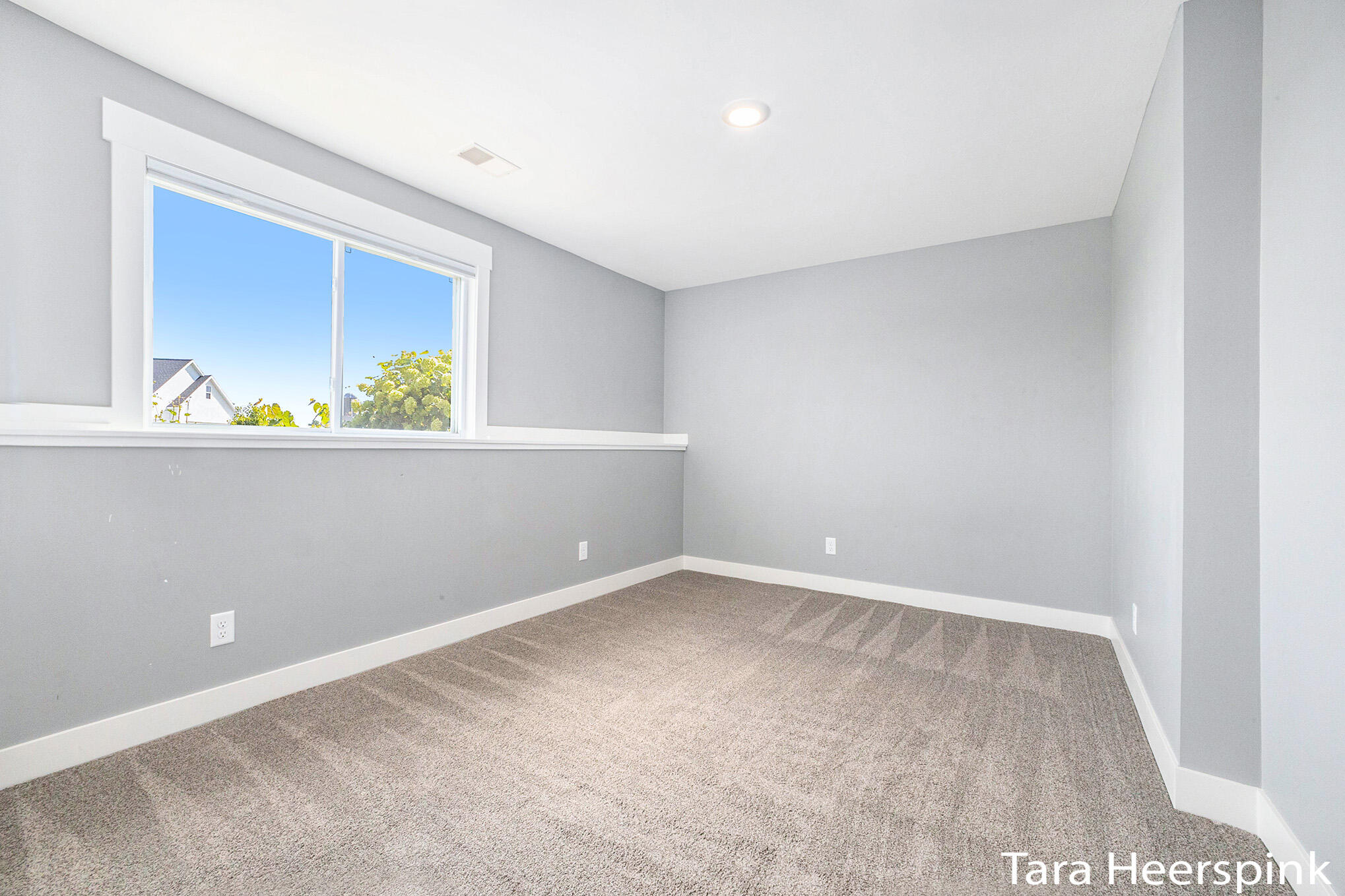 1649 Byron Road Hudsonville, MI 49426 - Photo 20 of 27 IMG_8542