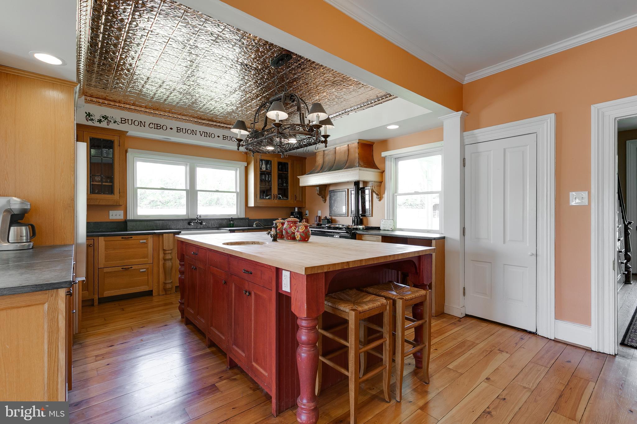 2379 Pendleton Road Mineral, VA 23117 - Photo 14 of 55 a large kitchen with a stove a sink dishwasher and a refrigerator
