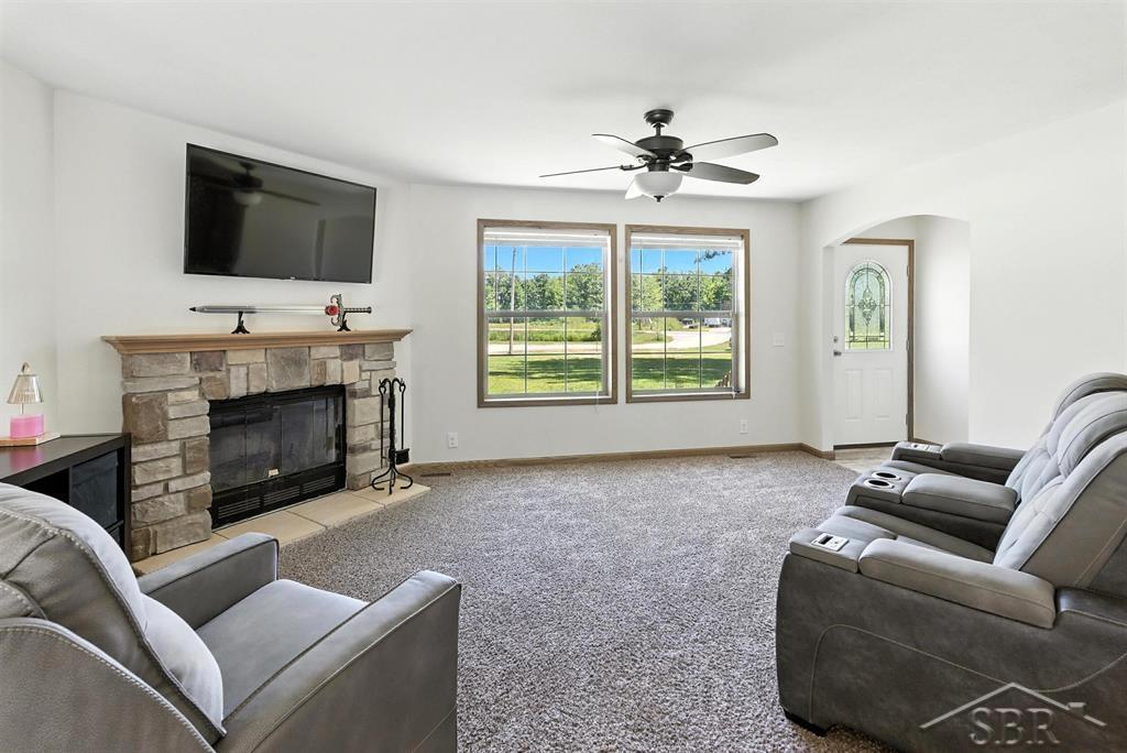 2310 South Meridian Road Midland, MI 48640 - Photo 6 of 37