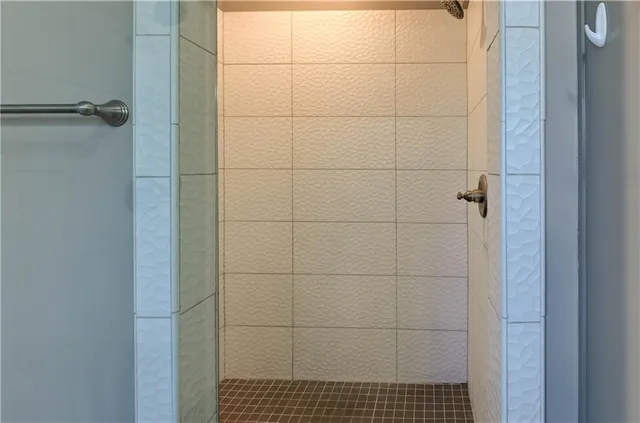 $635,000 | 1907 Northeast Parks Summit Blvd., Lee's Summit, MO 64064