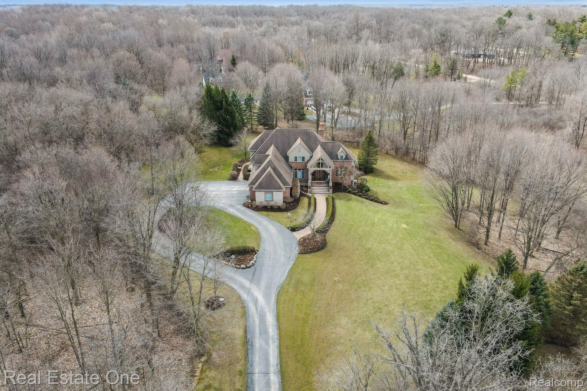 49223 Joy Road Canton, MI 48187 - Photo 5 of 55 4.jpg
