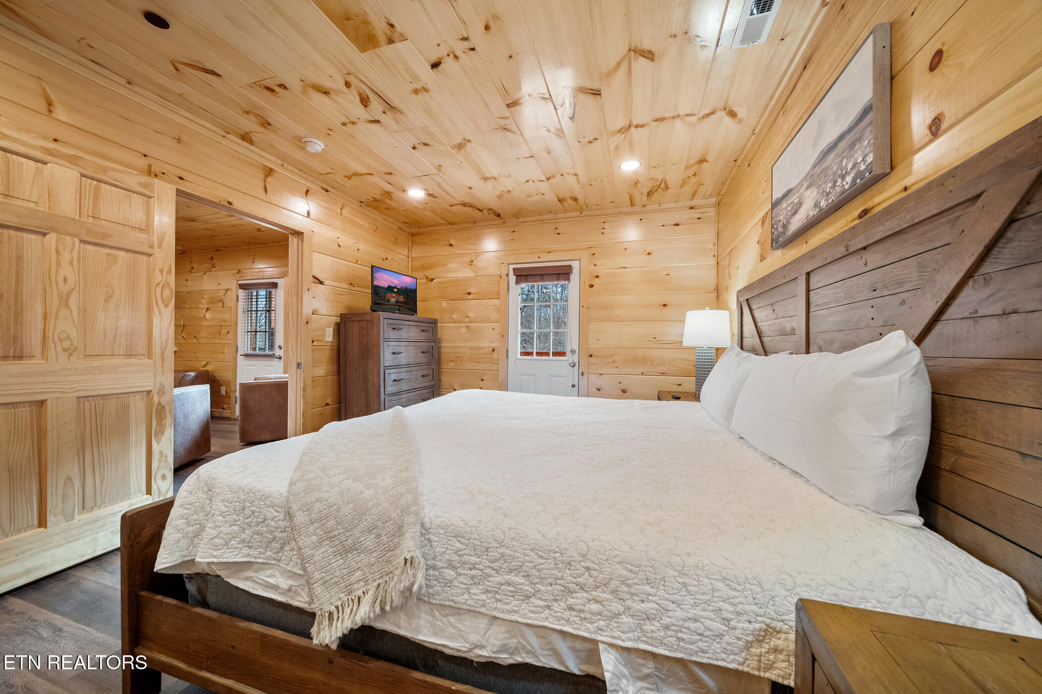 808 String Run Way Pigeon Forge, TN 37863 - Photo 30 of 57 dsc03287