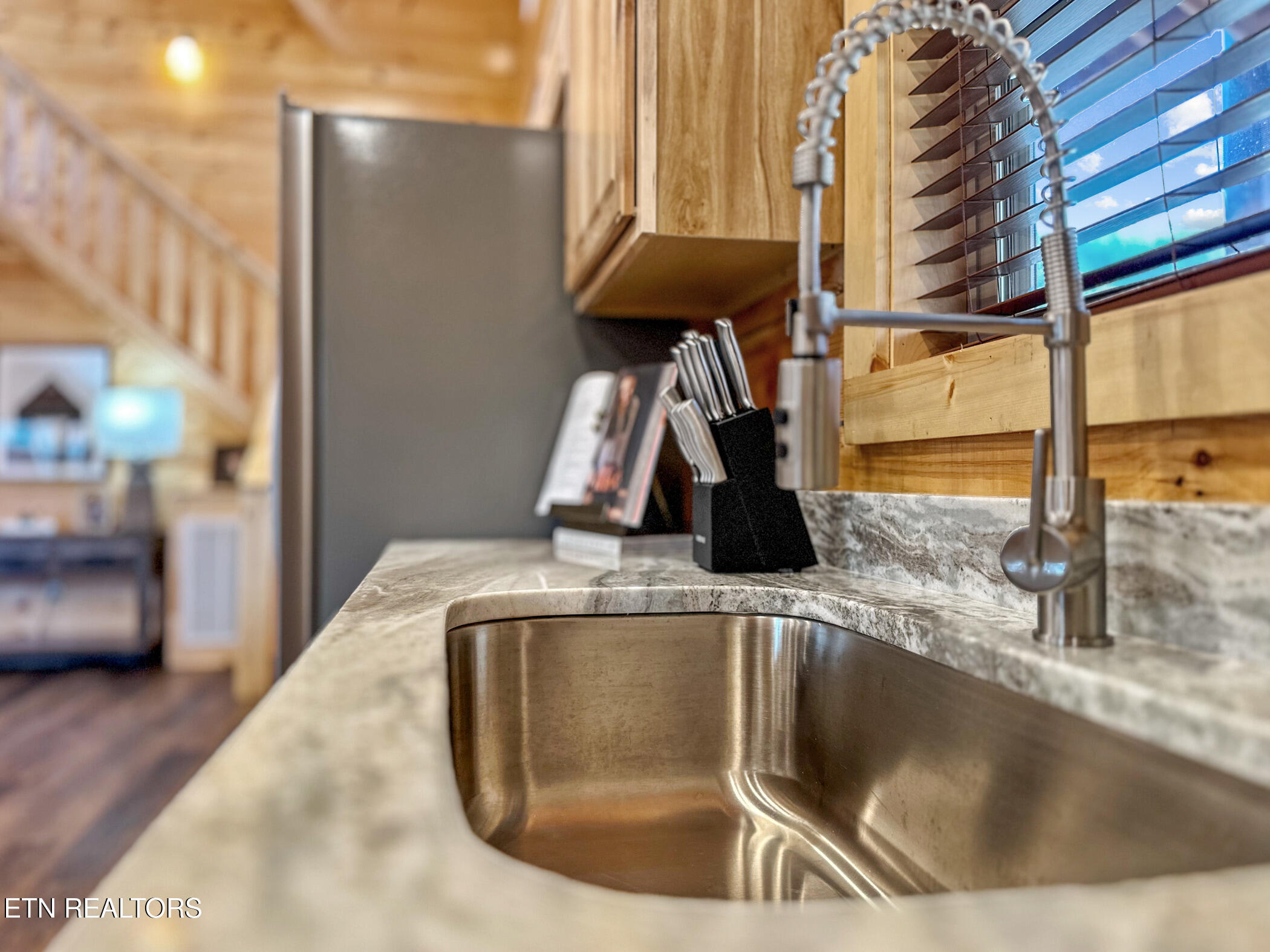 808 String Run Way Pigeon Forge, TN 37863 - Photo 55 of 57 img_3879