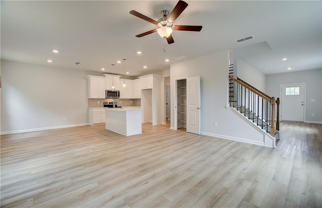 29 Cedar Drive Fairburn, GA 30213 - Photo 7 of 23